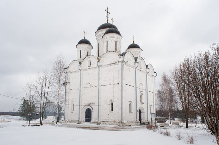 Церковь Михаила Архангела в селе Микулино