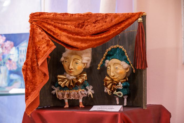 Дзержинский. МАУК «Культурно-эстетический центр». Выставки