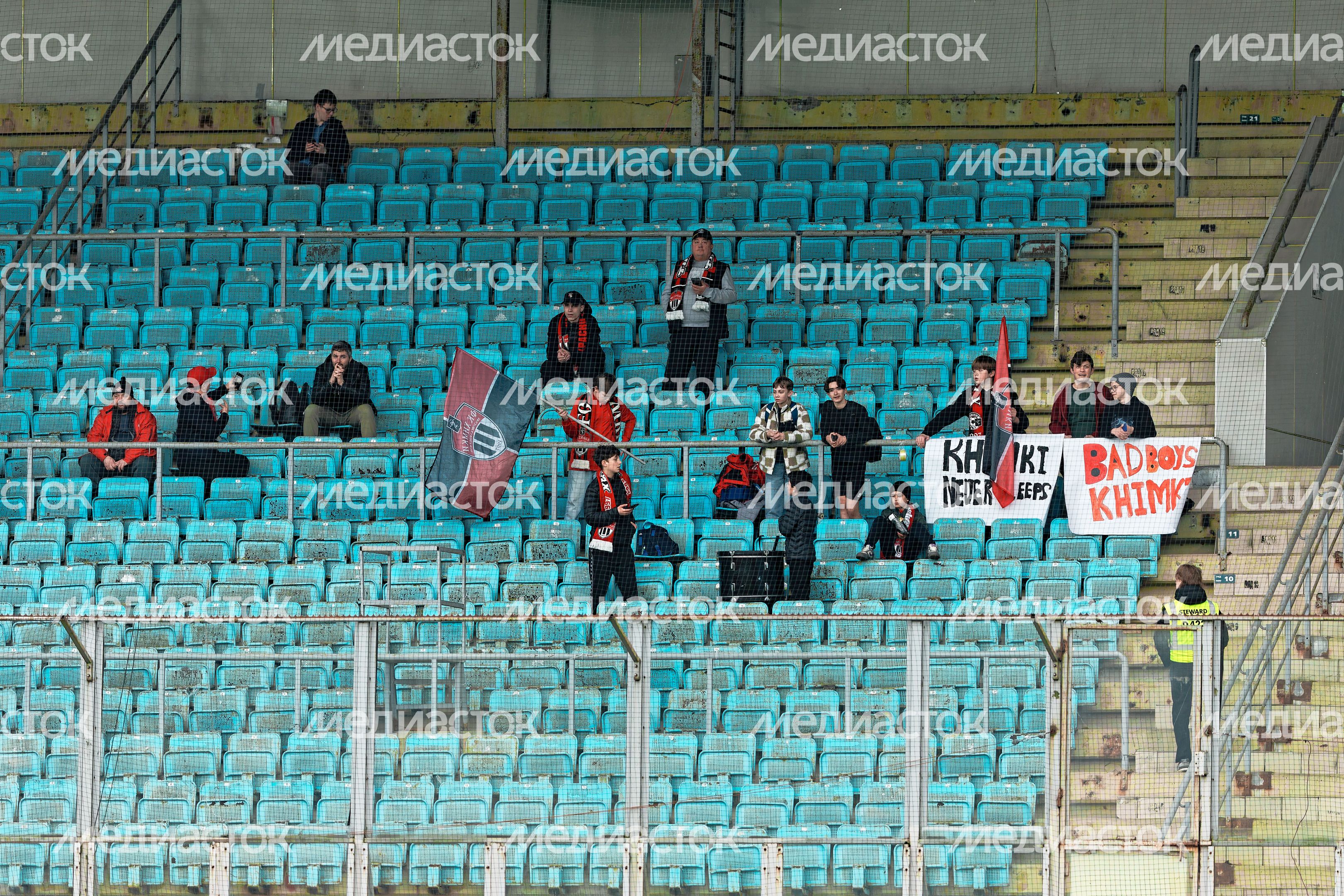 Футбольная команда «Химки» победила «Пари НН» и поднялась на 10 место в Российской премьер-лиге Футбольная команда «Химки» победила «Пари НН» и поднялась на 10 место в Российской премьер-лиге
