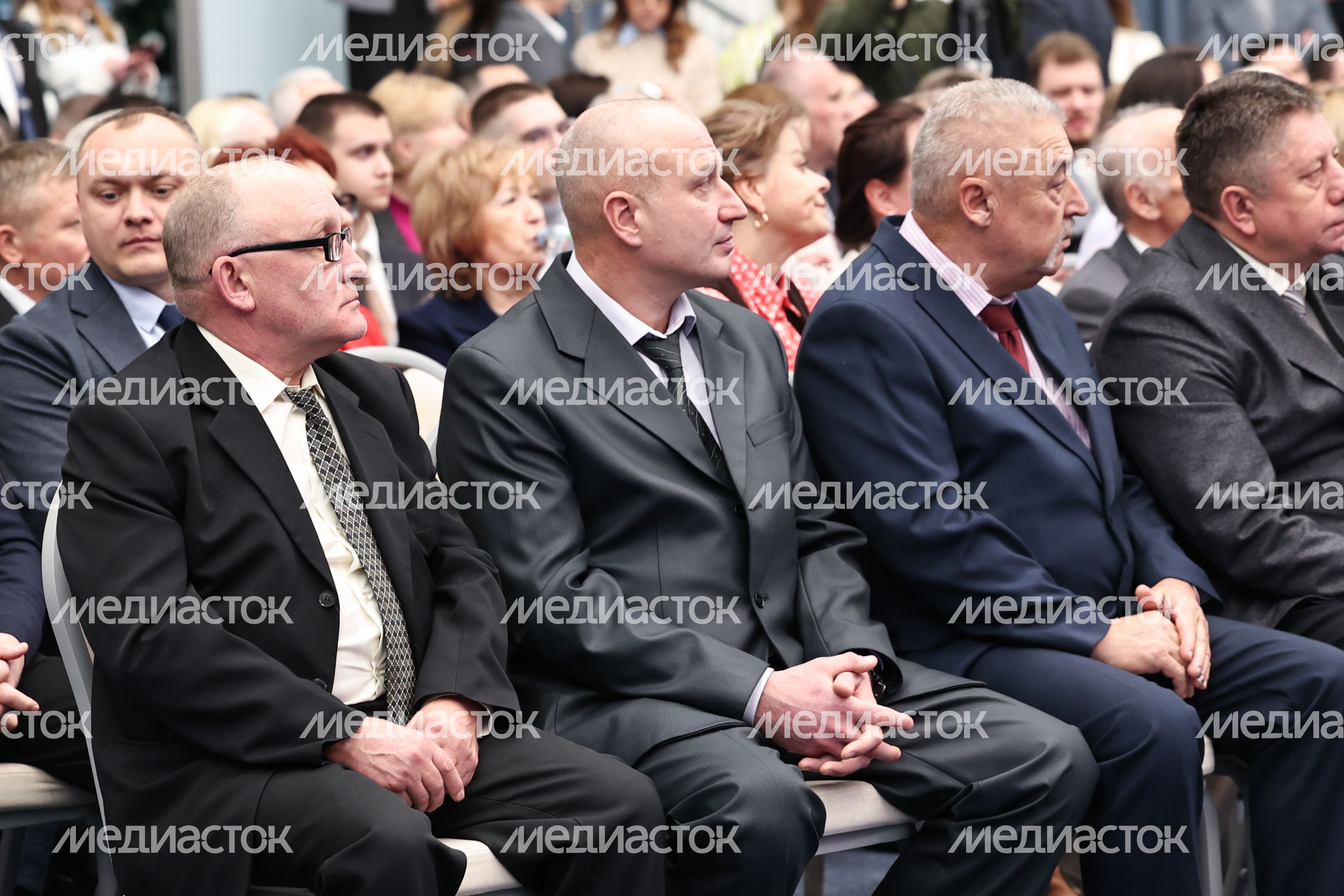 Энергетиков Подмосковья поздравили с профессиональным праздником Энергетиков Подмосковья поздравили с профессиональным праздником