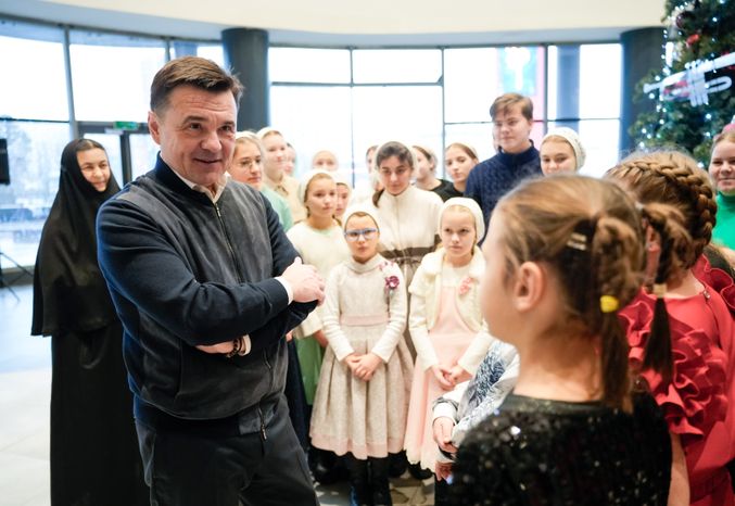 Андрей Воробьев поздравил детей участников СВО с наступающим Новым годом
