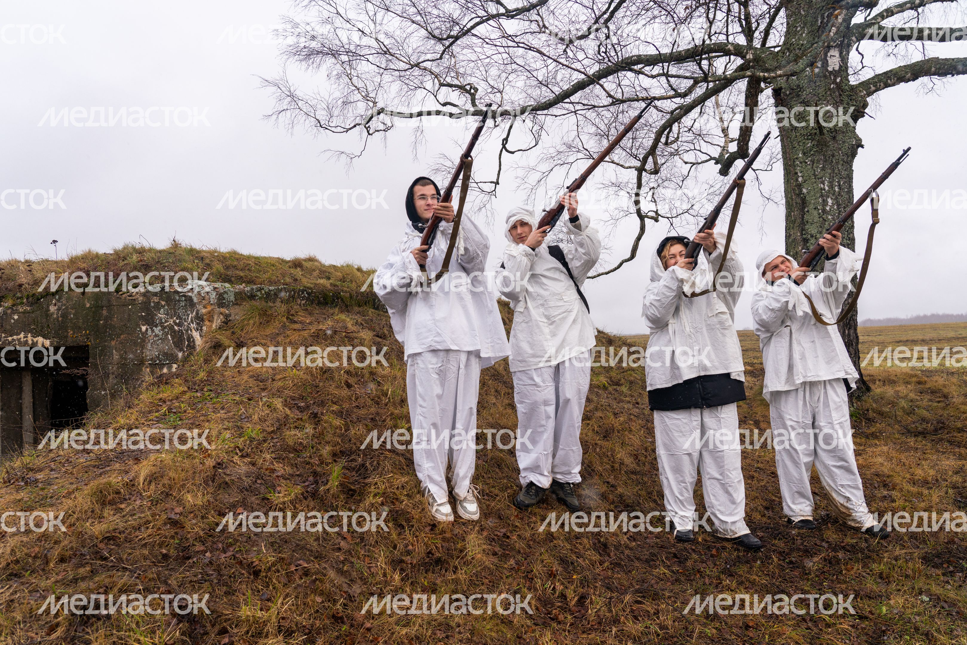 Воинский салют в музее-заповеднике «Бородинское поле» ко Дню Неизвестного солдата