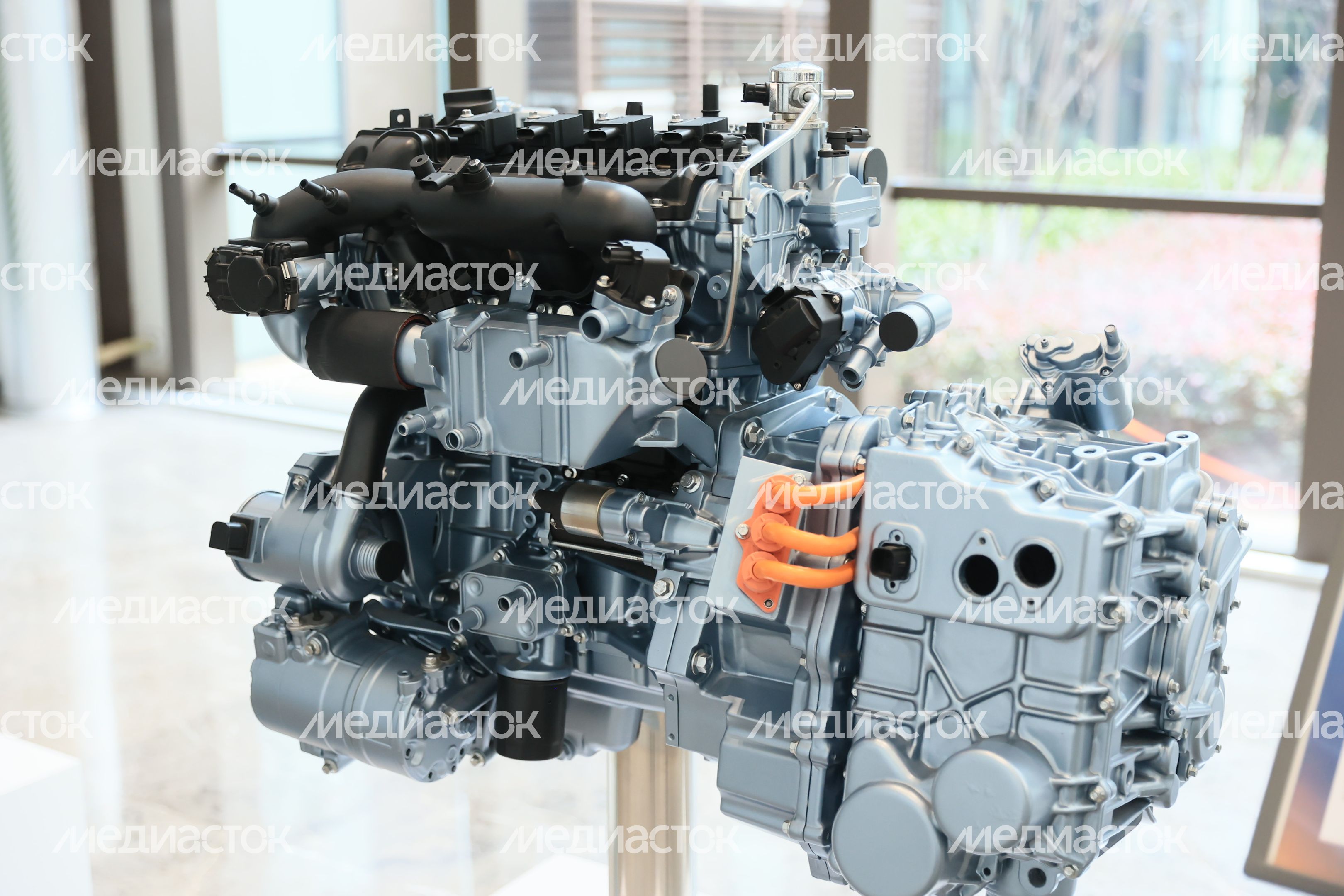 Посещение автозавода Changan Automobile Group в Китае Губернатором Подмосковья