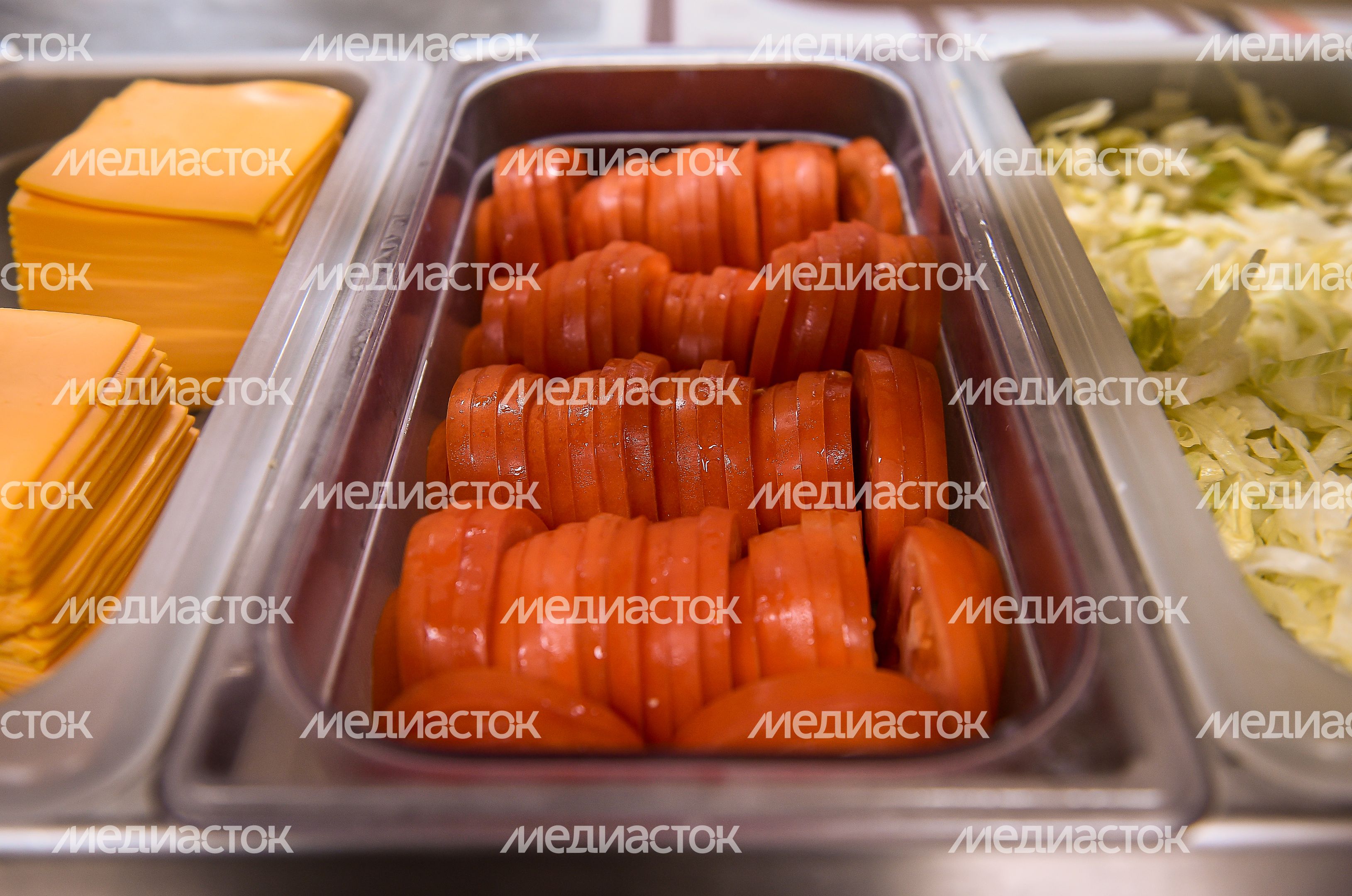 Открытие российской сети ресторанов «Вкусно — и точка!»