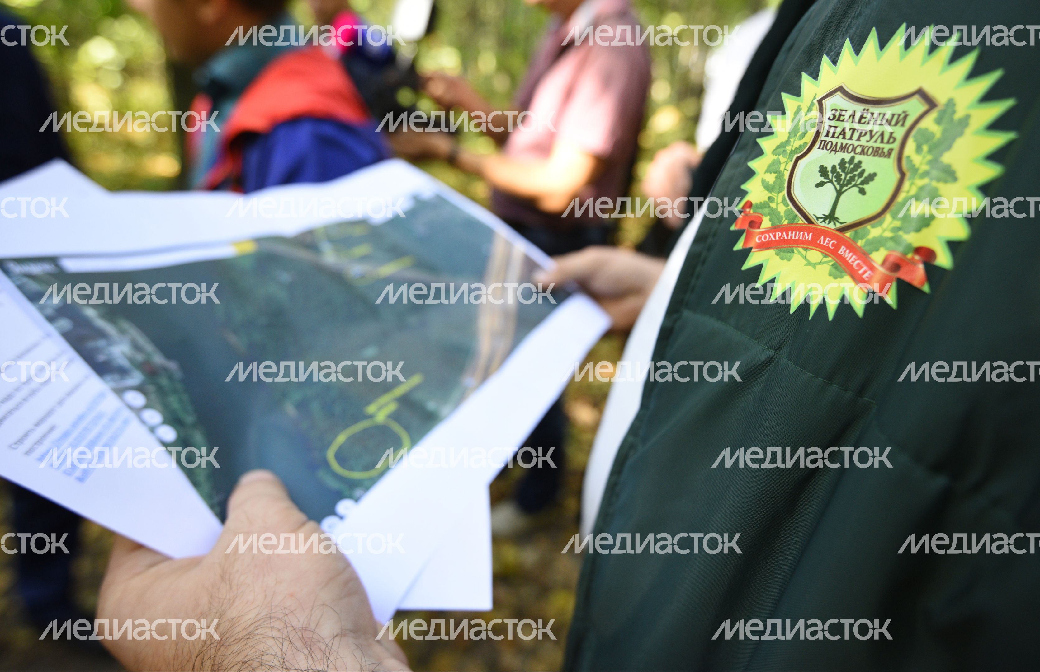 Рейд по незаконным свалкам в Химкинском лесопарке