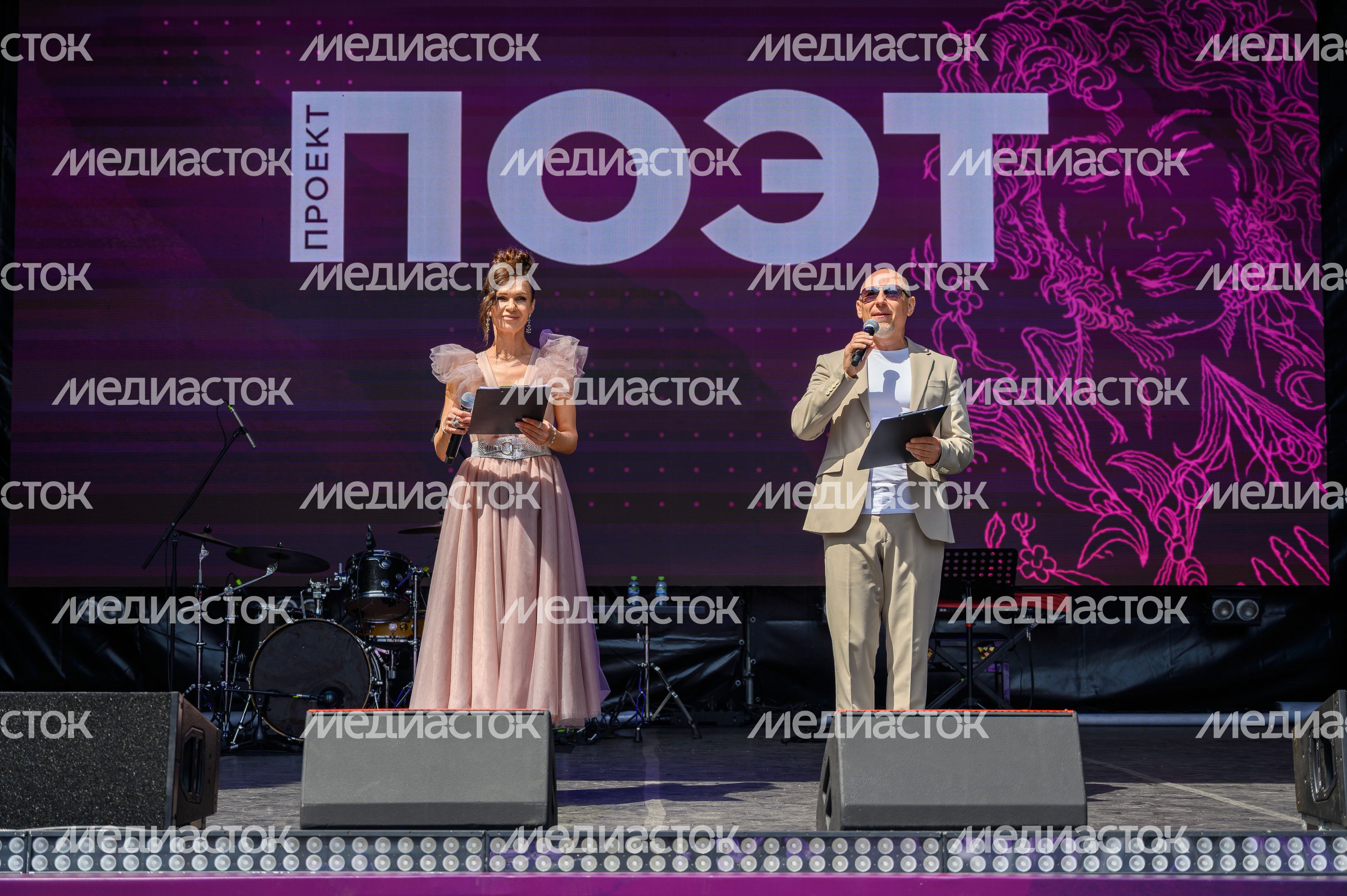 Литературный фестиваль «Проект: Поэт» в Больших Вяземах Одинцовского округа