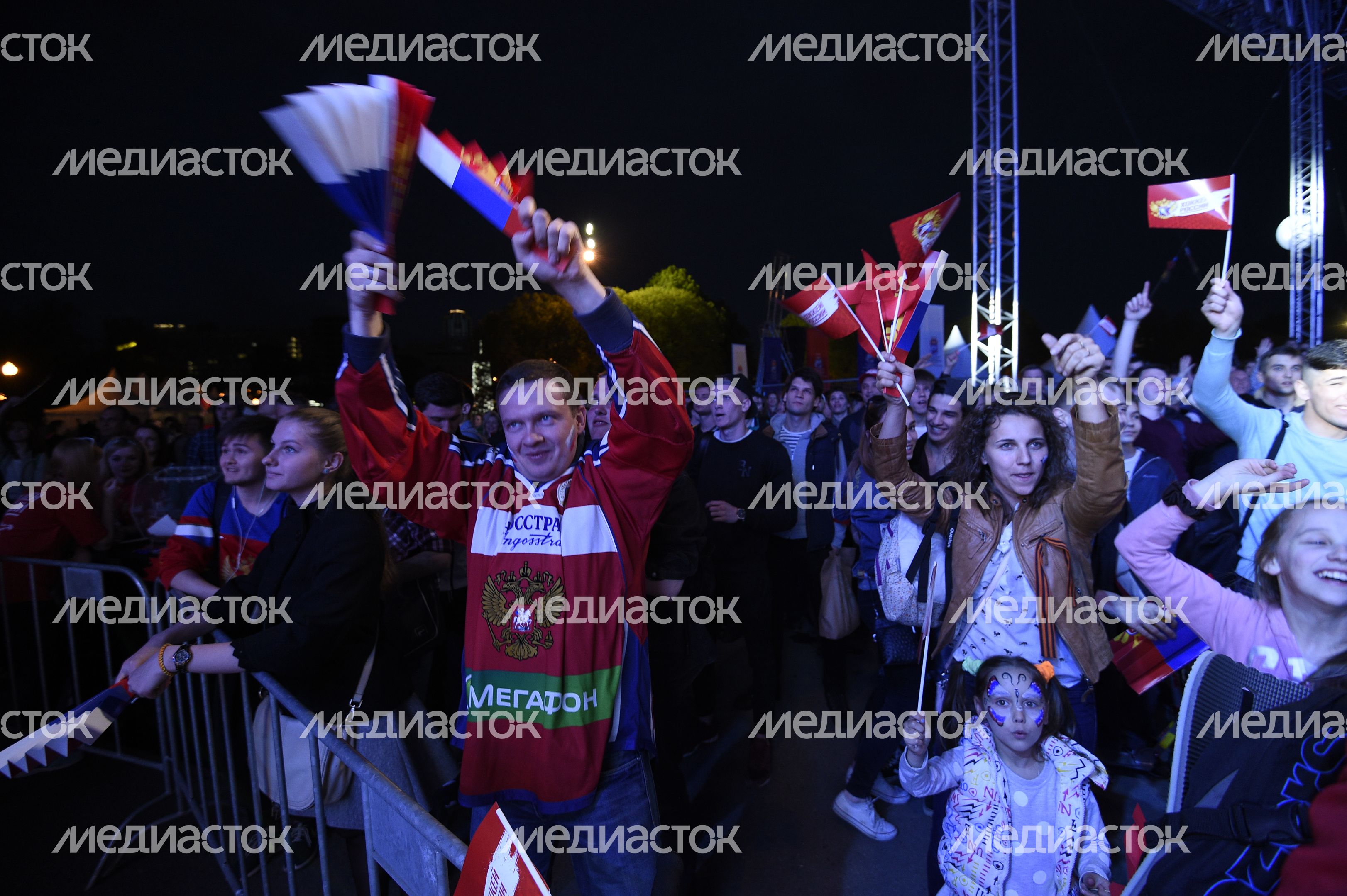 Фан-зона чемпионата мира по хоккею в Москве