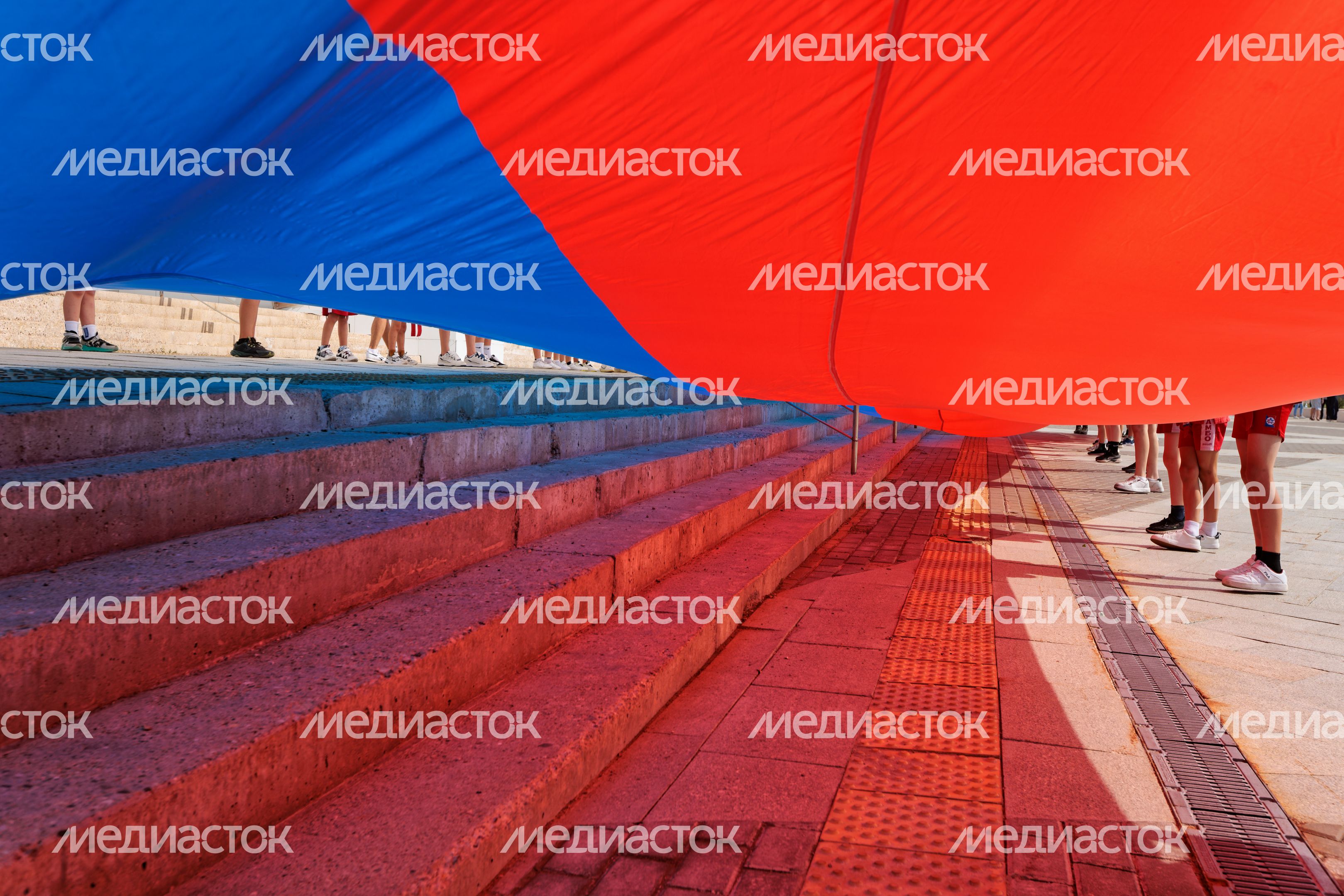 День флага России в Красногорске День флага России в Красногорске