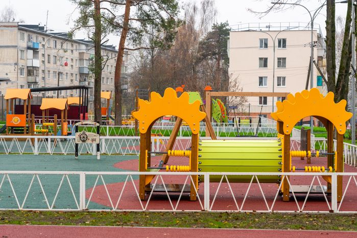 Ложковская средняя школа в п. Майдарово Солнечногорска после капитального ремонта