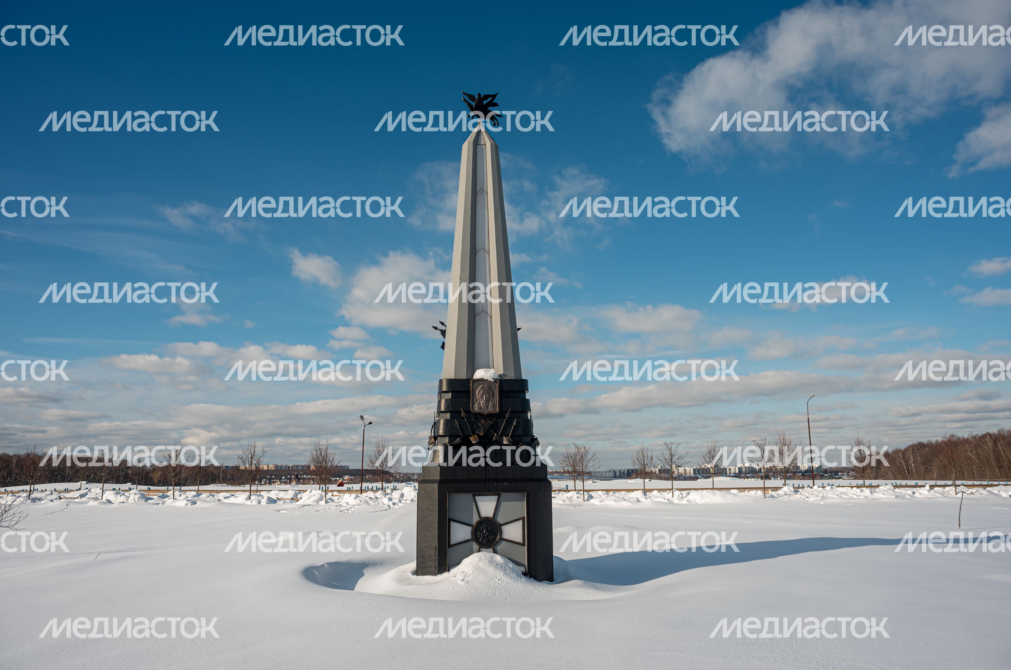 Зимние виды Национального Конного арка Русь