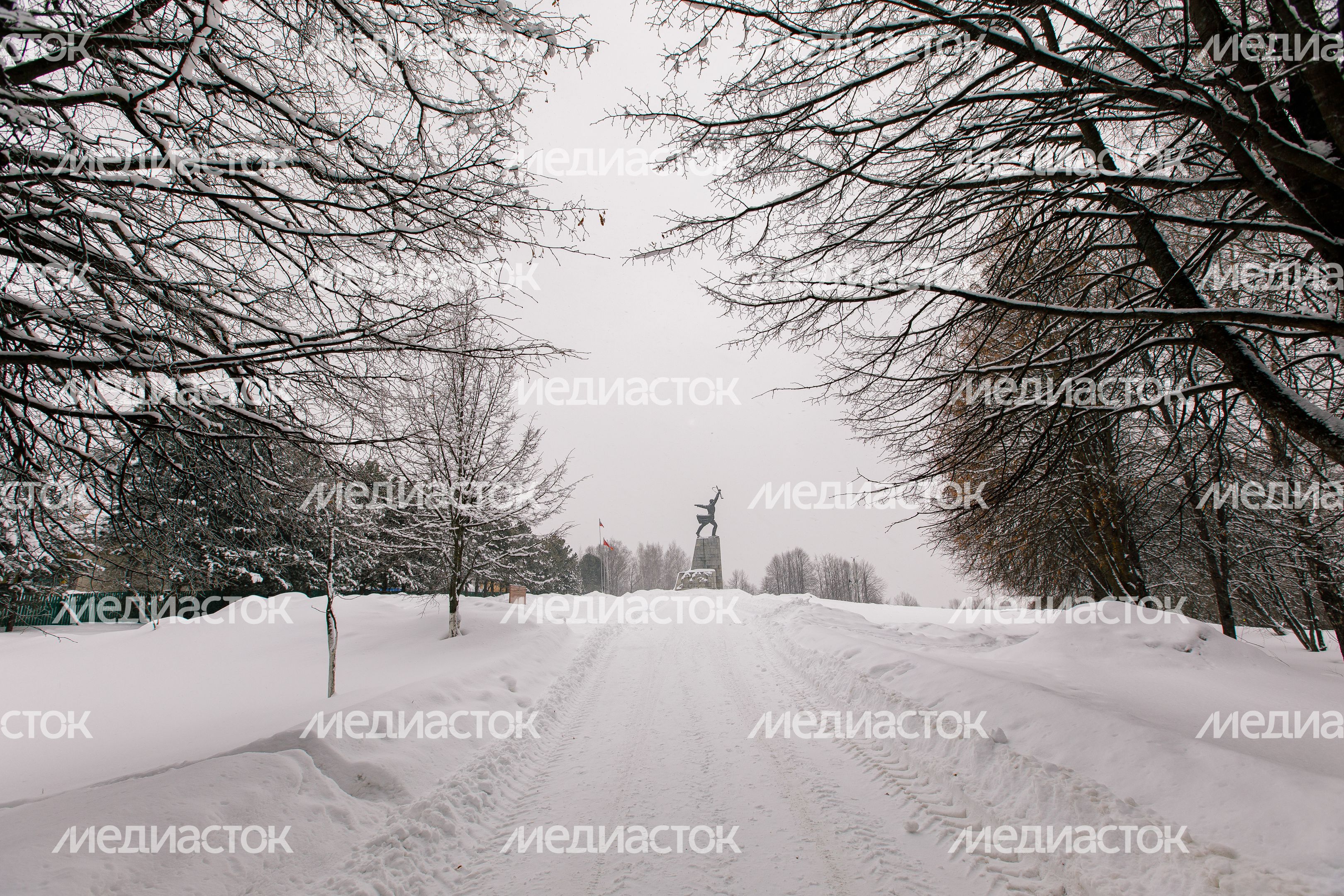 Яхрома. Мемориал "Перемиловская высота" Яхрома. Мемориал "Перемиловская высота"