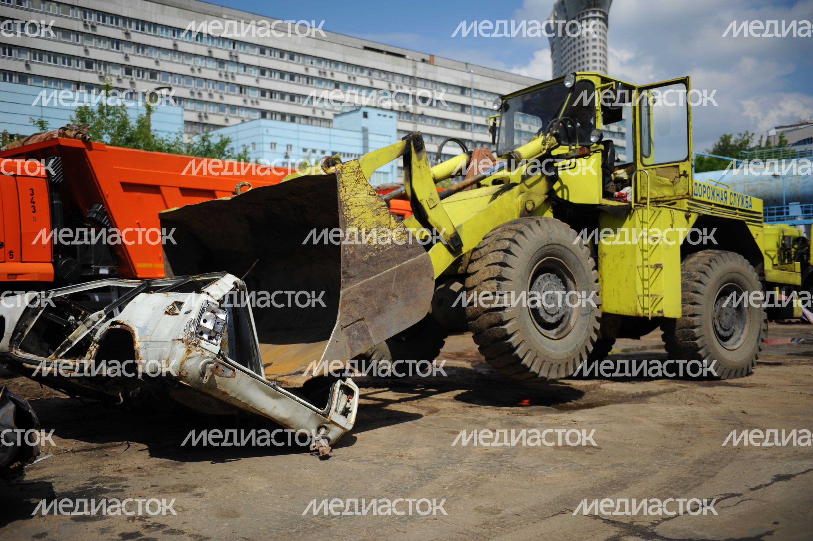 Утилизация бесхозных автомобилей в Москве