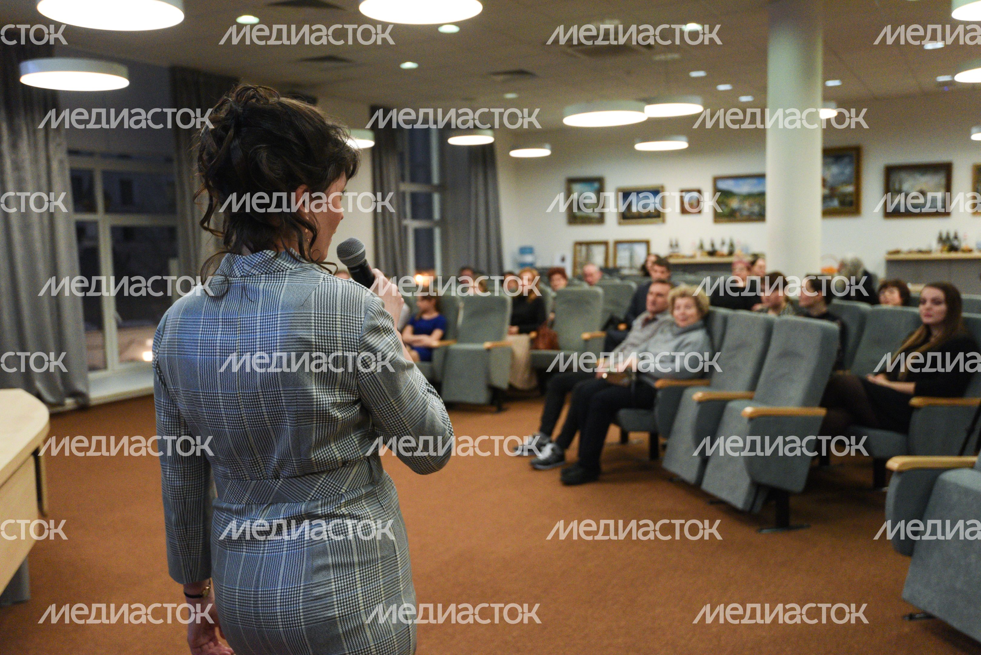 Открытие выставки «Европейские улицы» художника Ольги Шараповой в Москве