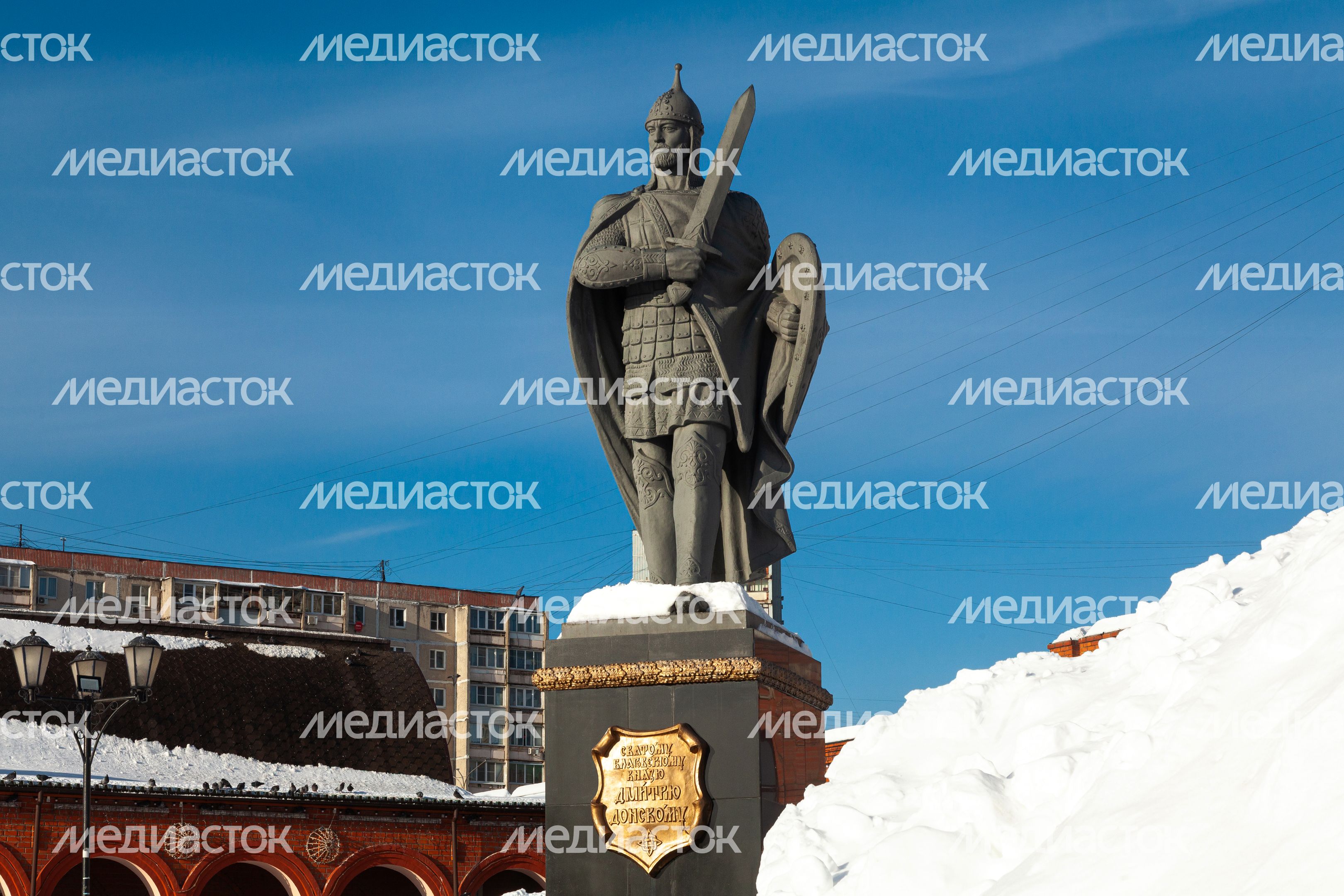 Памятник Дмитрию Донскому в городе Дзержинский Памятник Дмитрию Донскому в городе Дзержинский