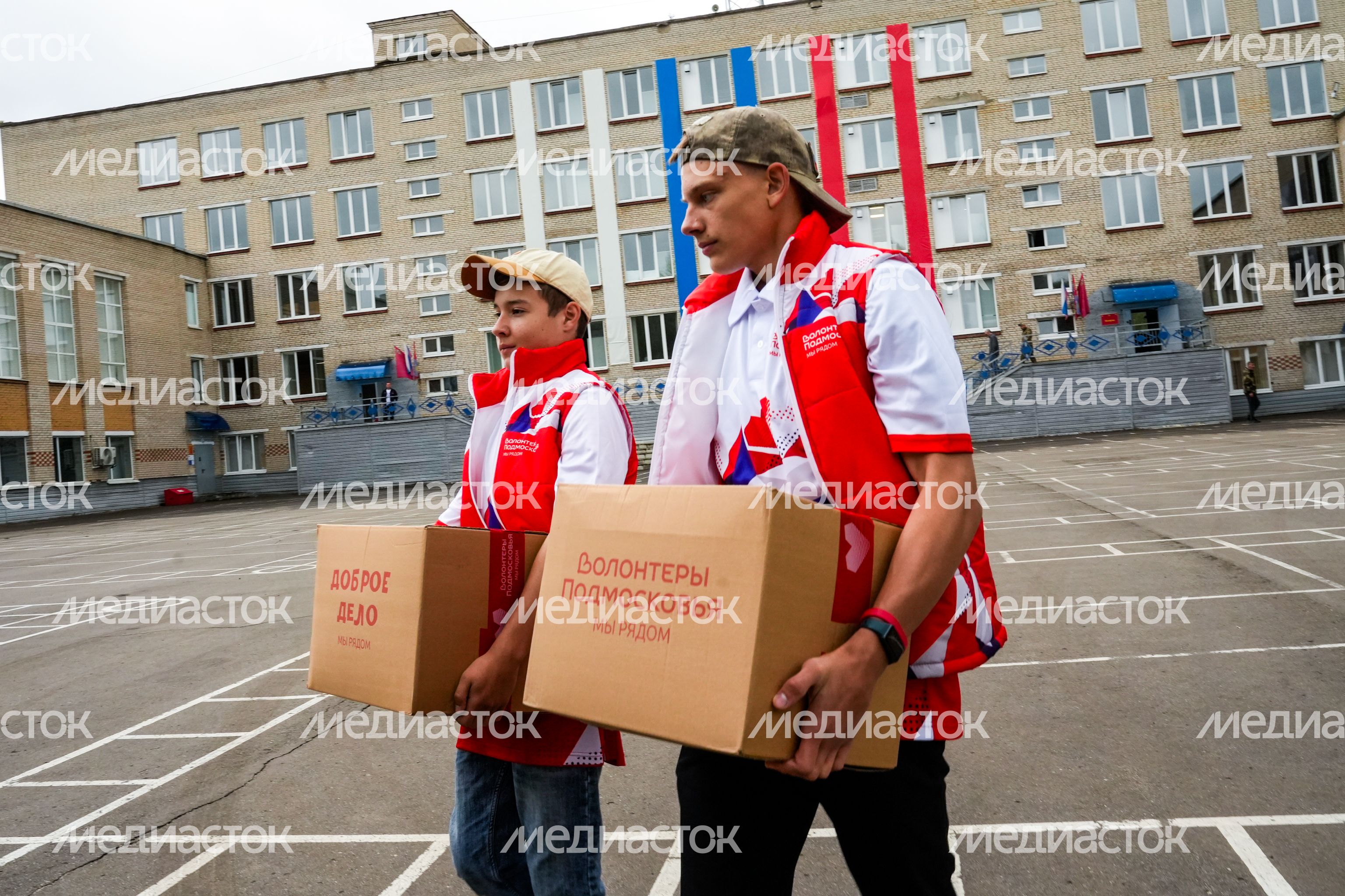 От центра «Витязь» на фронт была отправлена очередная фура От центра «Витязь» на фронт была отправлена очередная фура