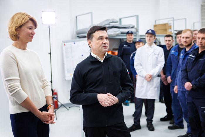Андрей Воробьев и Оксана Лут открыли в Лобне центр по сборке технологического оборудования