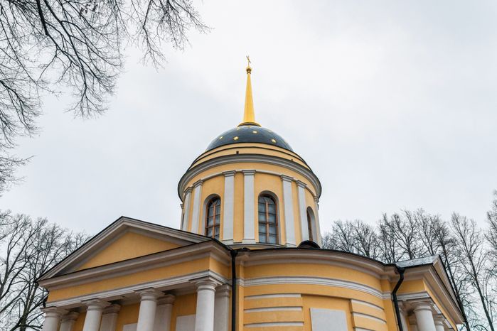 Церковь Рождества Пресвятой Богородицы в Талеже округа Чехов
