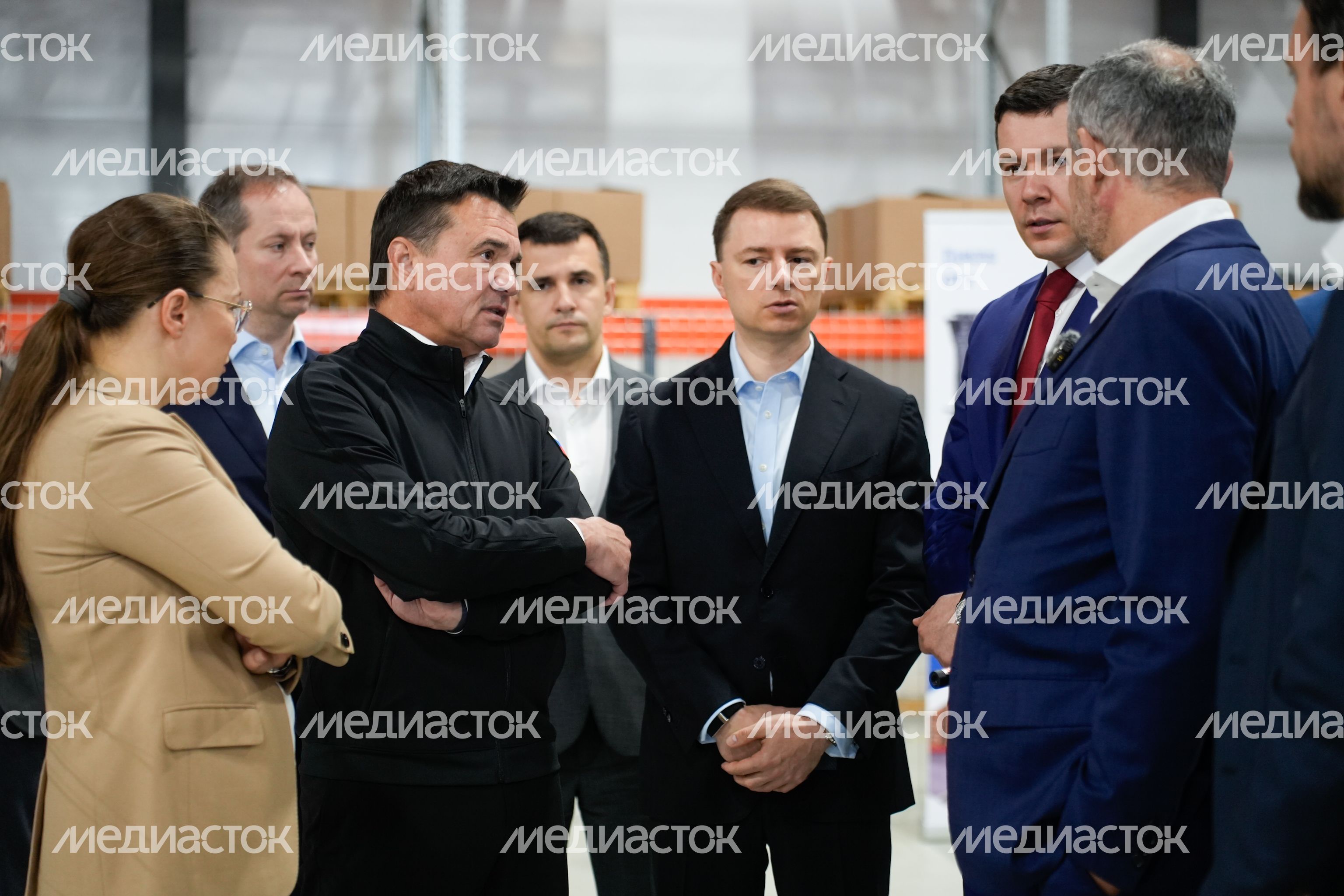 Андрей Воробьев и Антон Алиханов запустили первый производственный корпус ГИП "Титан" в Ленинском г.о. Андрей Воробьев и Антон Алиханов запустили первый производственный корпус ГИП "Титан" в Ленинском г.о.