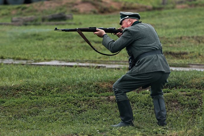 Военно-историческая реконструкция «Первый день войны» у Главного храма ВС РФ в День памяти и скорби