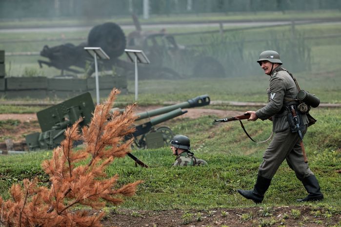 Военно-историческая реконструкция «Первый день войны» у Главного храма ВС РФ в День памяти и скорби