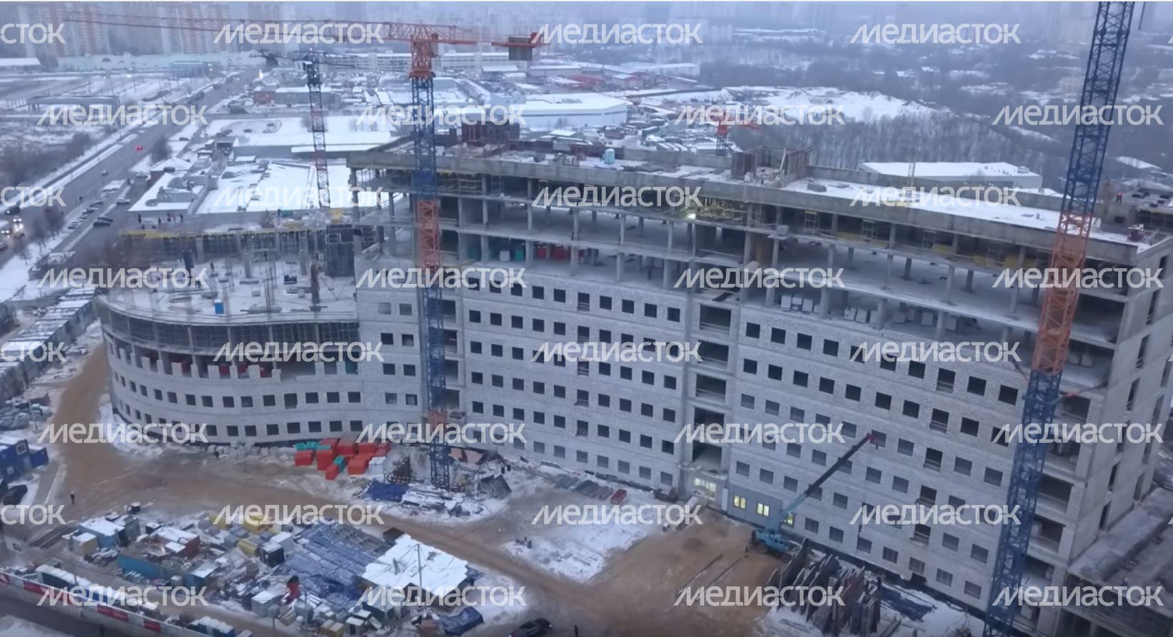 Посещение Губернатором Подмосковья стройплощадки Детской областной больницы в Красногорске