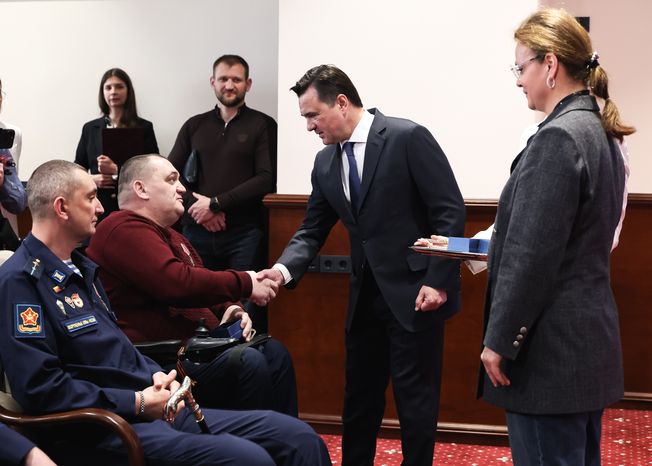 Андрей Воробьев и Анна Цивилева встретились с участниками СВО