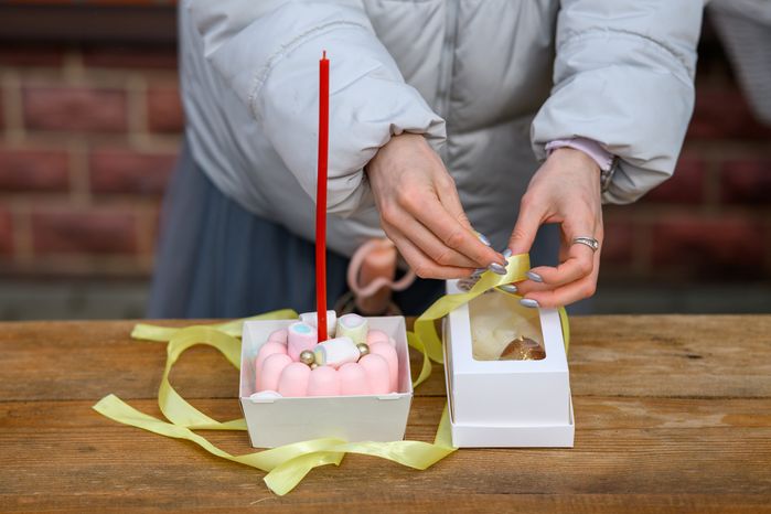 Освещение куличей в праздник Пасхи в храме Неопалимая Купина в Востряково округа Домодедово
