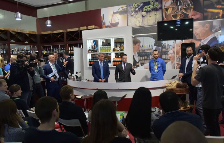 А. Воробьев посетил выставку «МЕТРО ЭКСПО – 2015»