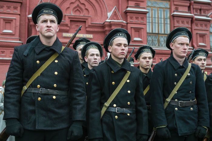 Торжественный марш в честь парада 1941 года на Красной площади в Москве