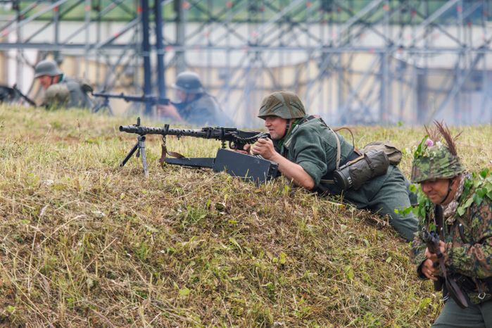 Эпизод Курской битвы под Прохоровкой на военно-исторической реконструкции в Центральном парке «Патриот»
