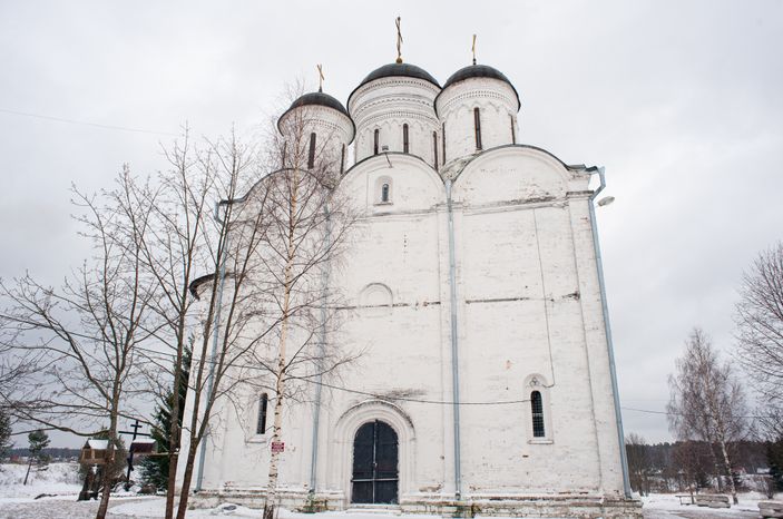 Церковь Михаила Архангела в селе Микулино