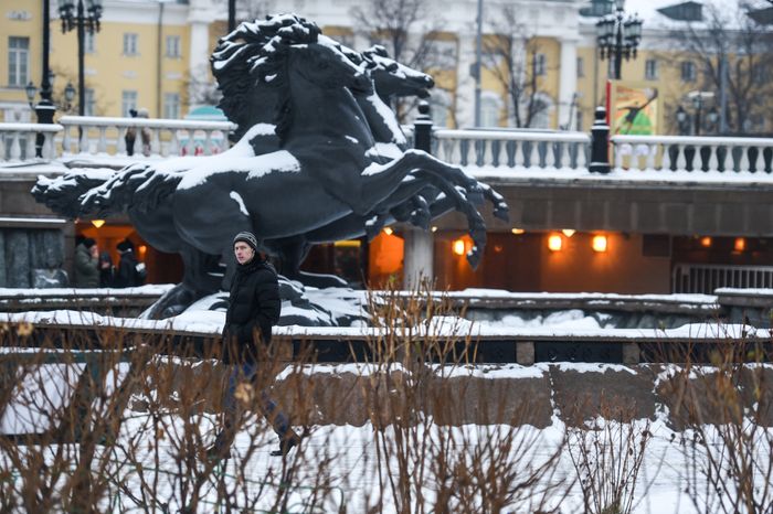 Последстивя сильного снегопада в Москве