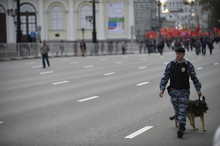 Первомайская демонстрация в честь Дня труда в Москве