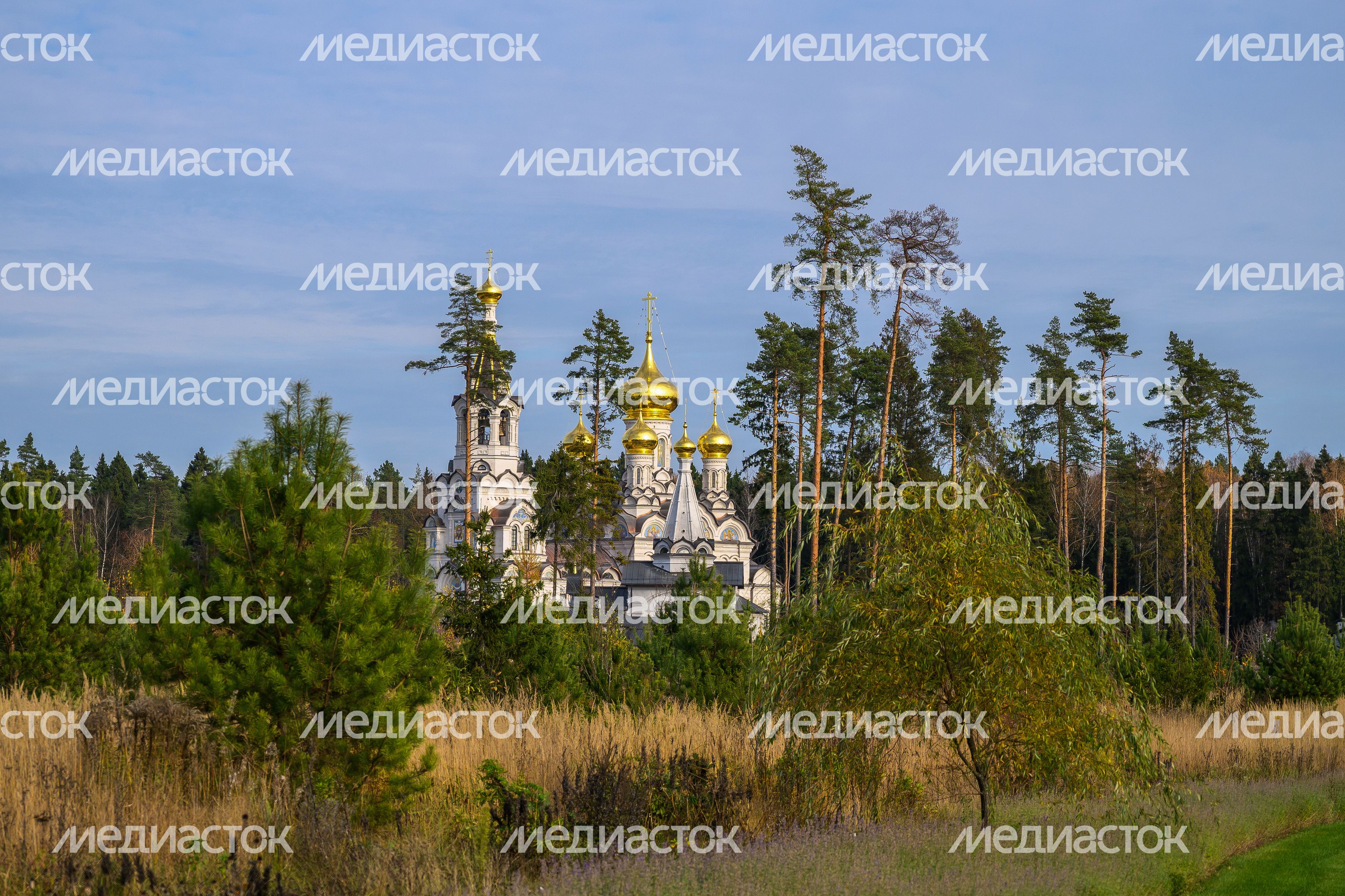 Храм Покрова Пресвятой Богородицы в поселке Туристический Пансионат округа Мытищи Храм Покрова Пресвятой Богородицы в поселке Туристический Пансионат округа Мытищи