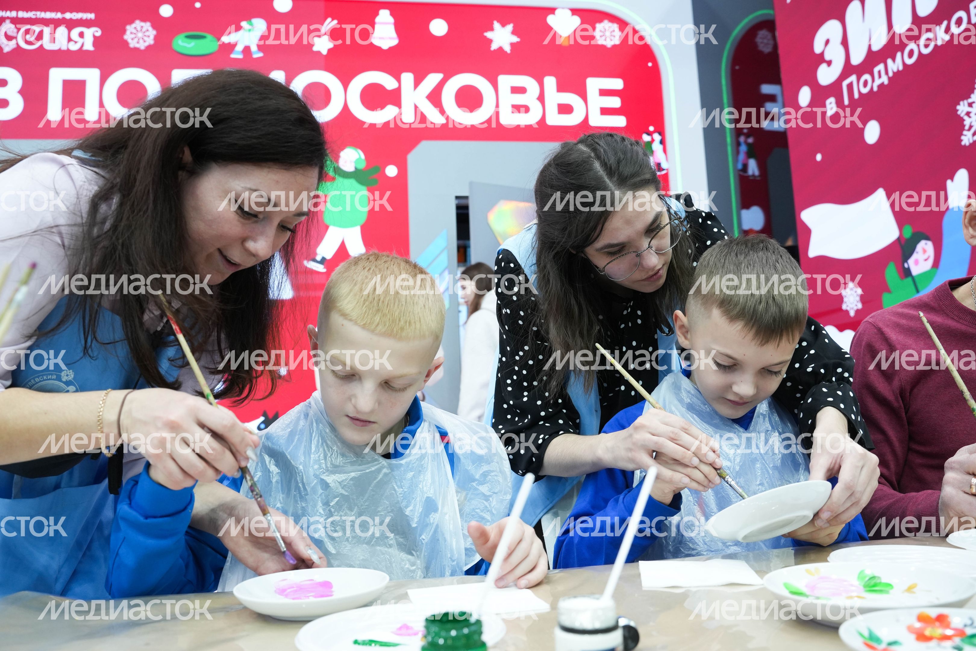 Открытие форума «Родные - Любимые» на выставке «Россия»