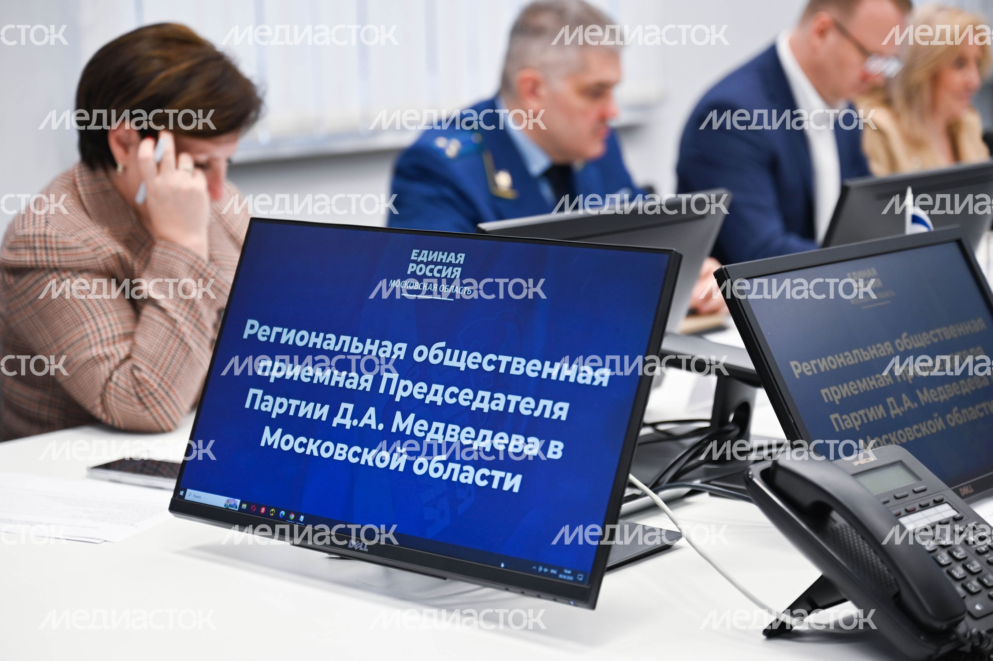 Игорь Даниленко провёл личный приём граждан в Ленинском округе Игорь Даниленко провёл личный приём граждан в Ленинском округе
