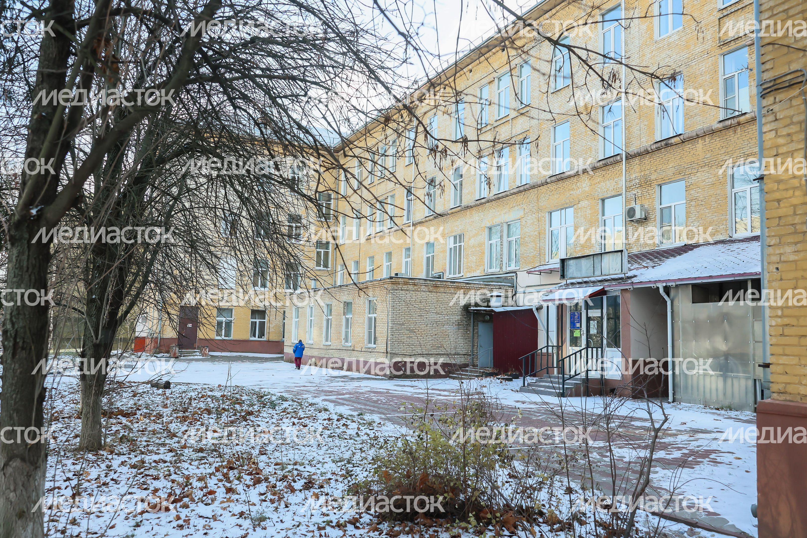 Капремонт взрослой поликлиники в Дзержинском