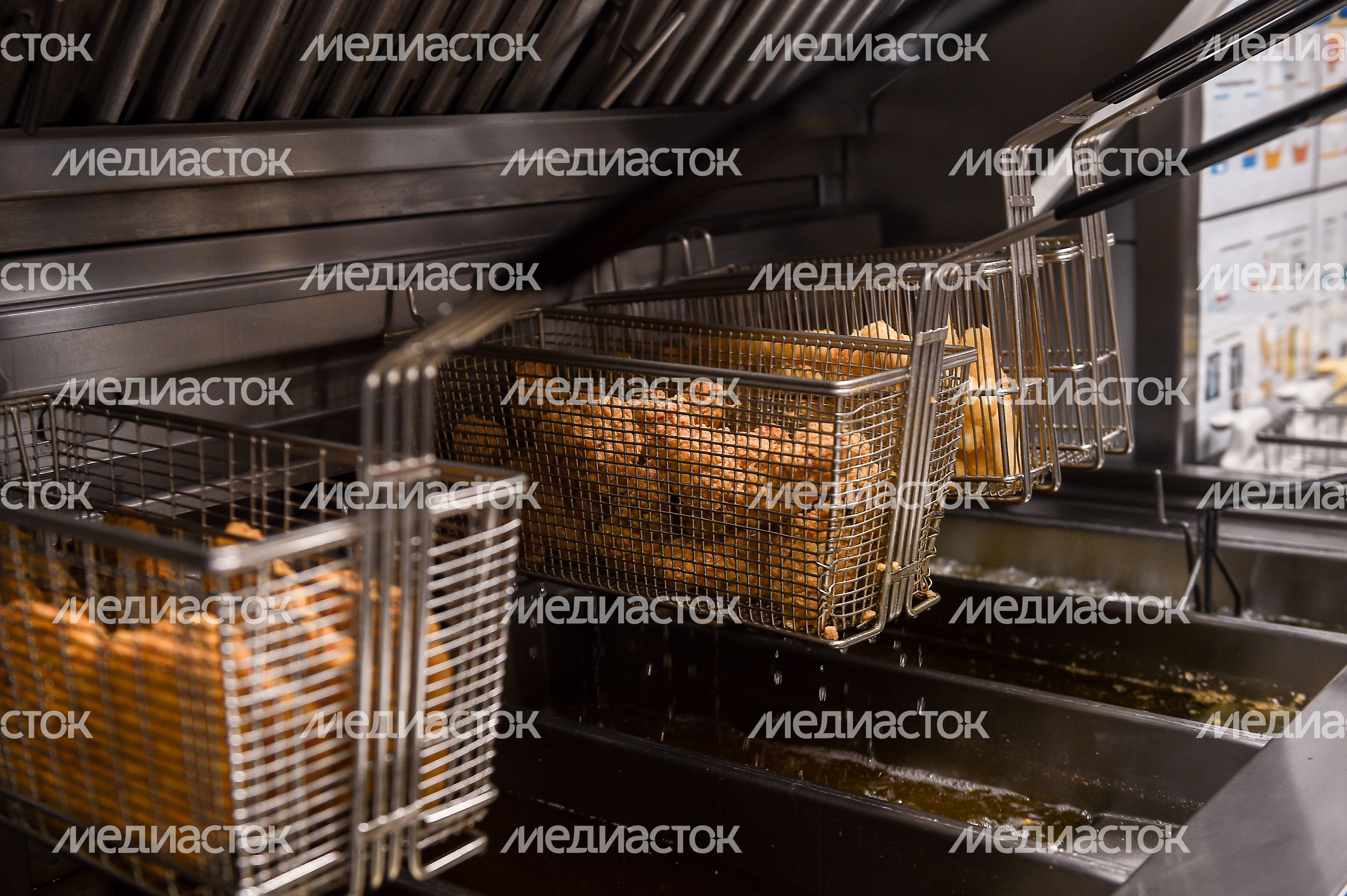 Открытие российской сети ресторанов «Вкусно — и точка!»