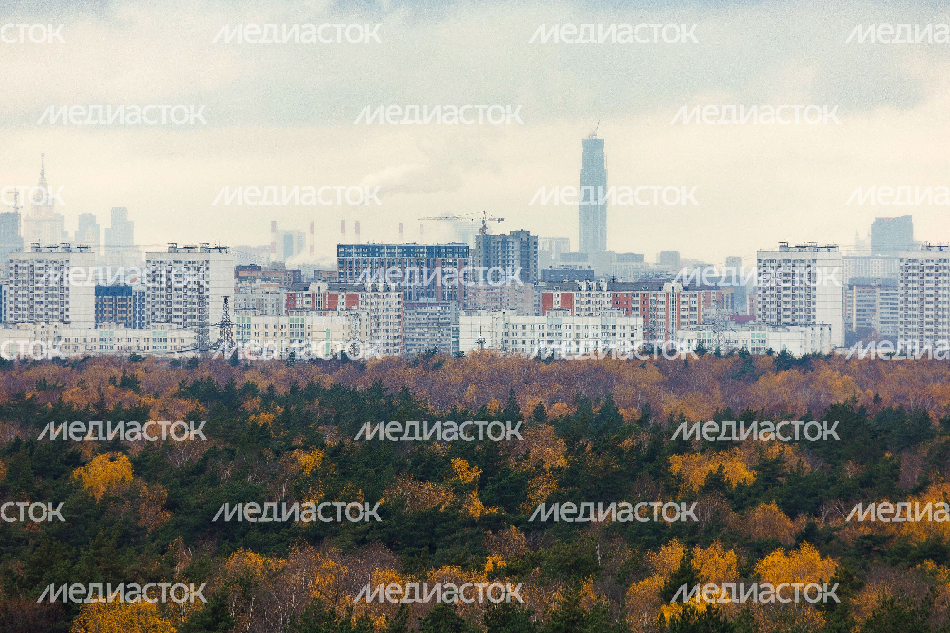 Виды города Котельники осенью Виды города Котельники осенью