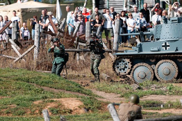 Военно-историческая реконструкция «Огненная дуга» в Одинцовском округе, посвященная Курской битве