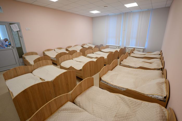 Спальня для воспитанников нового детского сада в микрорайоне Зубачево Поле Сергиева Посада