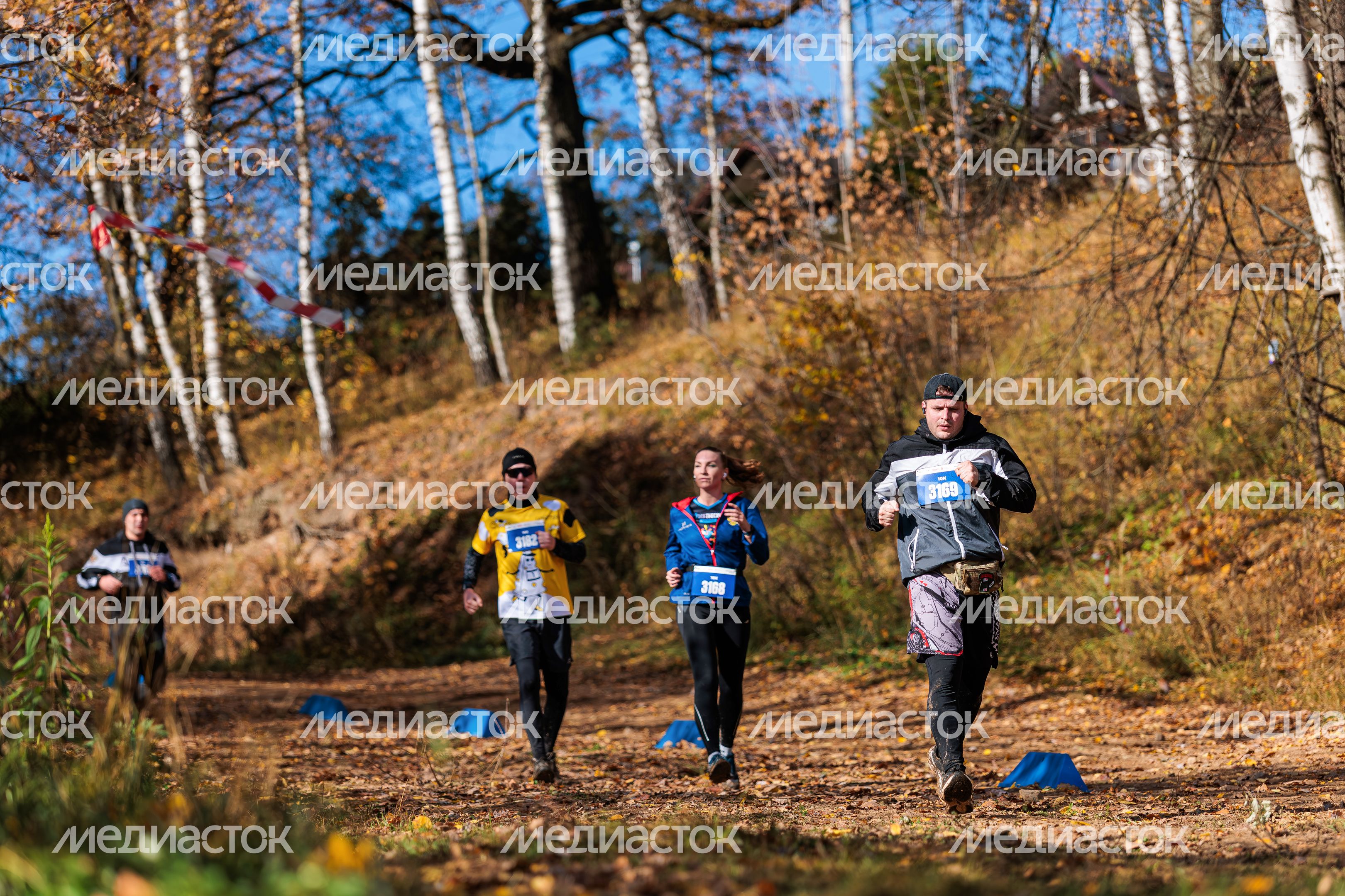 Забег Hero League Trail на 1, 5 и 10 км по пересеченной местности в Красногорске Забег Hero League Trail на 1, 5 и 10 км по пересеченной местности в Красногорске