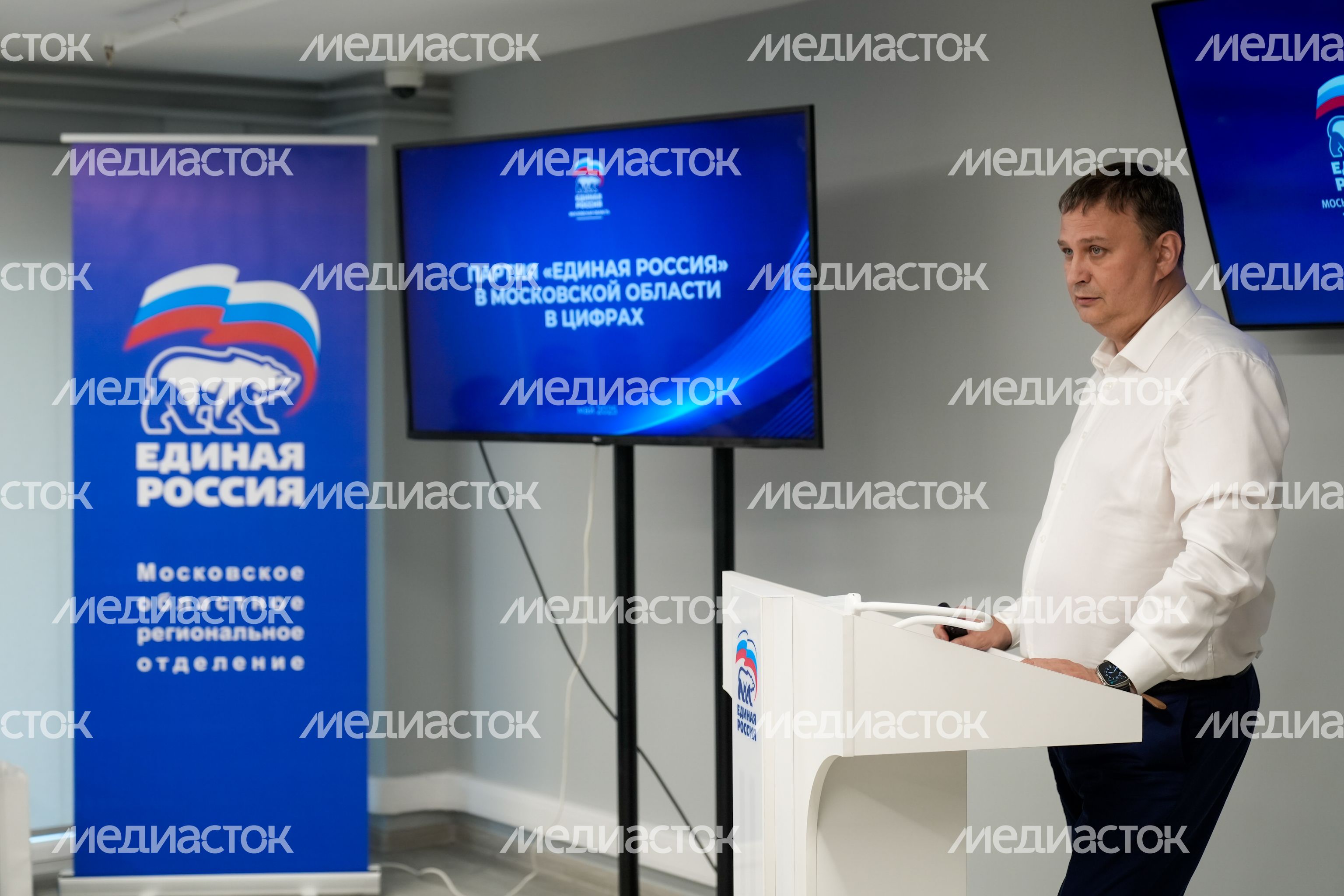 Встреча с участниками СВО - победителями предварительного голосования "Единой России" Встреча с участниками СВО - победителями предварительного голосования "Единой России"