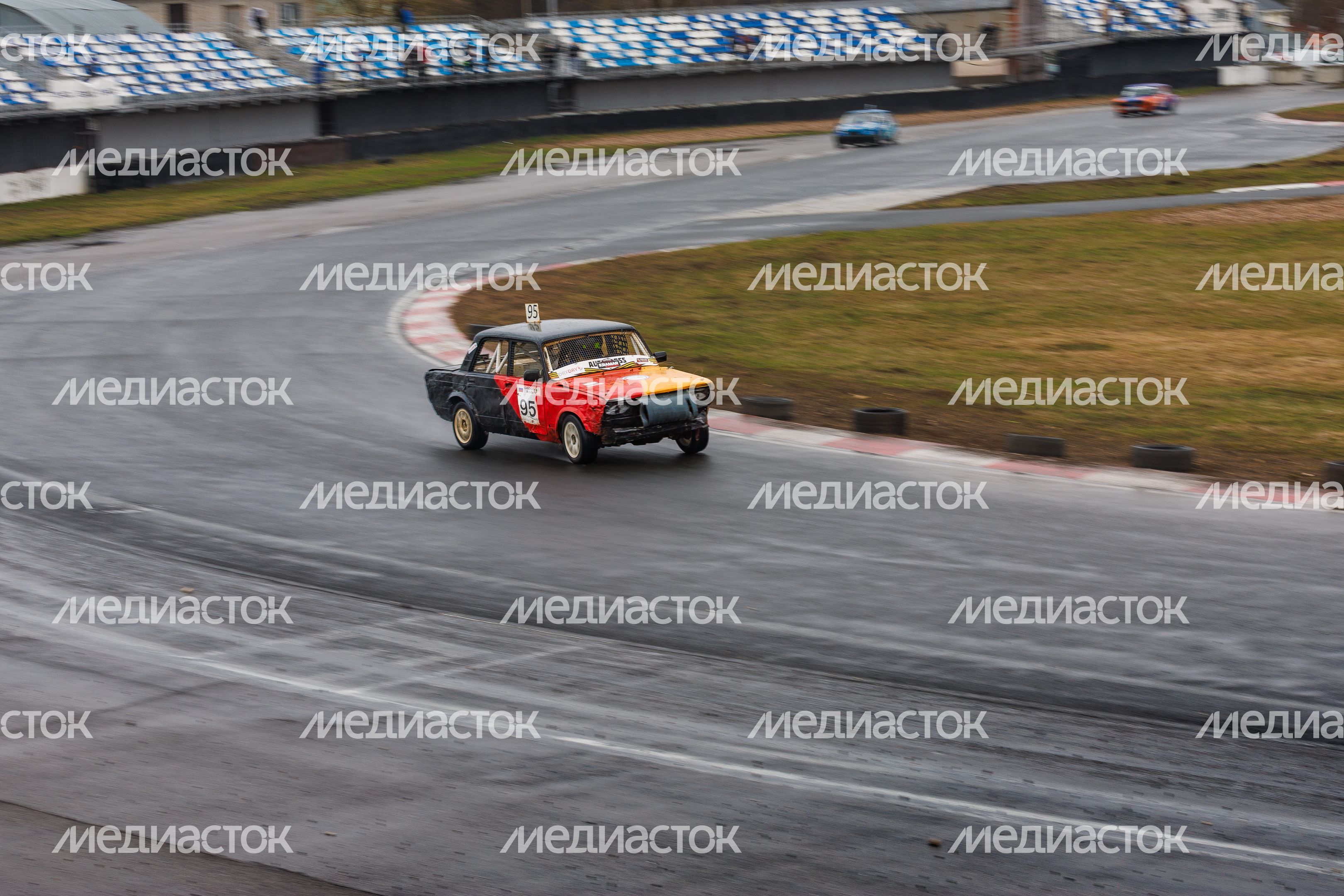 Открытие сезона ралли-кросса на гоночной трассе ADM Raceway в Мячково округа Люберцы
