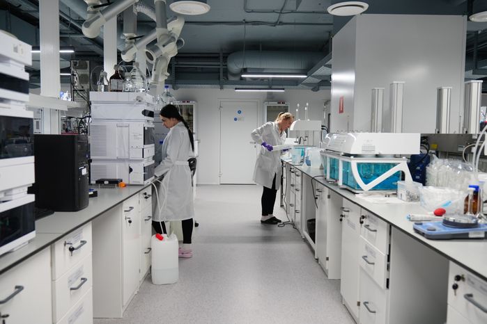 Губернатору представили проект развития R&D-Центра фармкомпании «Биннофарм Групп» в Красногорске