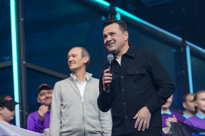 Андрей Воробьев дал старт финалу  международного чемпионата «Битва роботов»