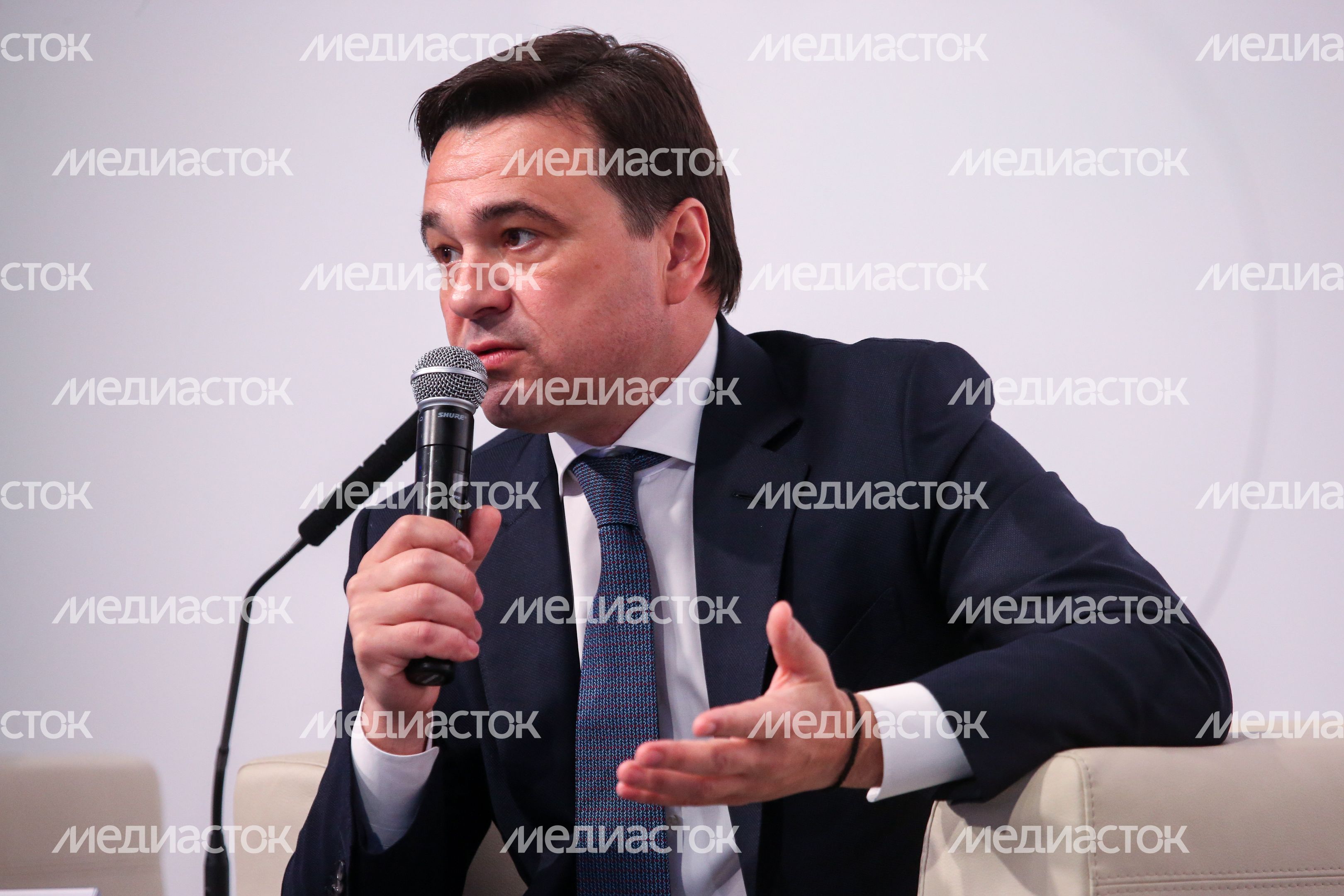 Губернатор посетил пленарное заседание Торгово-промышленной палаты Губернатор посетил пленарное заседание Торгово-промышленной палаты