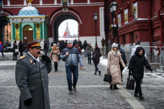 Последстивя сильного снегопада в Москве