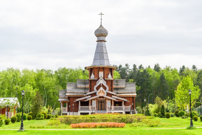 Храм в парк-отеле «Орловский» в Ленинском округе