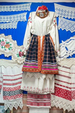 Лотошино. Микулинская картинная галерея